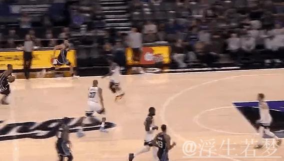 黑根斯闪电般断球反击一条龙上篮 黑根斯闪电般断球反击一条龙上篮