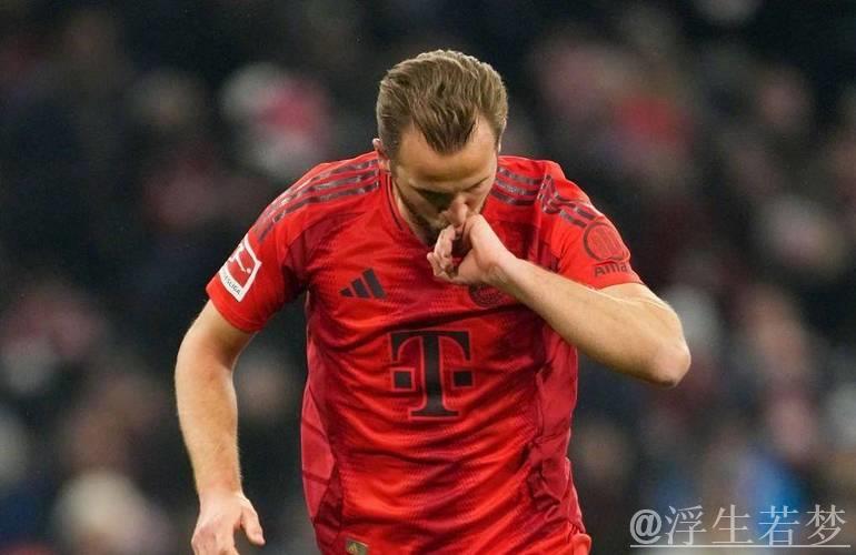 1-1！药厂最后时刻被逼平，落后拜仁8分，31岁凯恩跪地滑行：最快下轮夺首冠